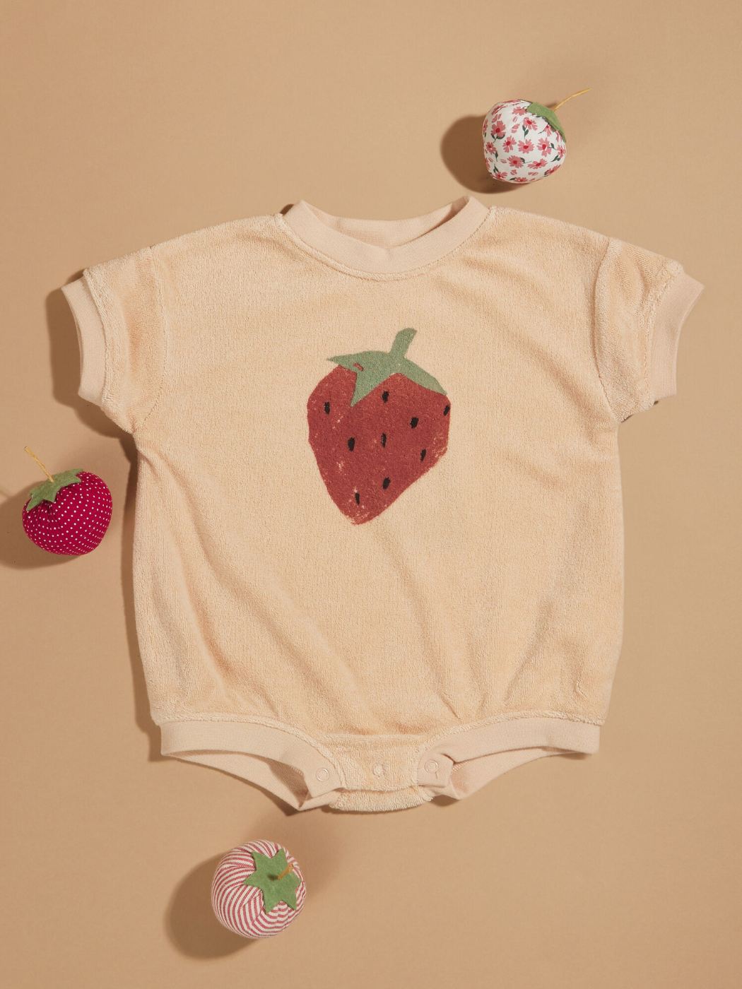 Noah Romper - Strawberry