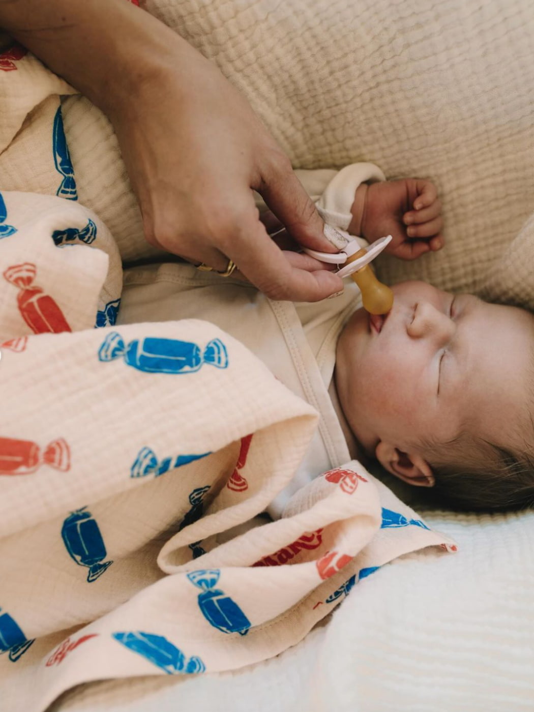 Story_Makers_Candy_Swaddle_2.jpg