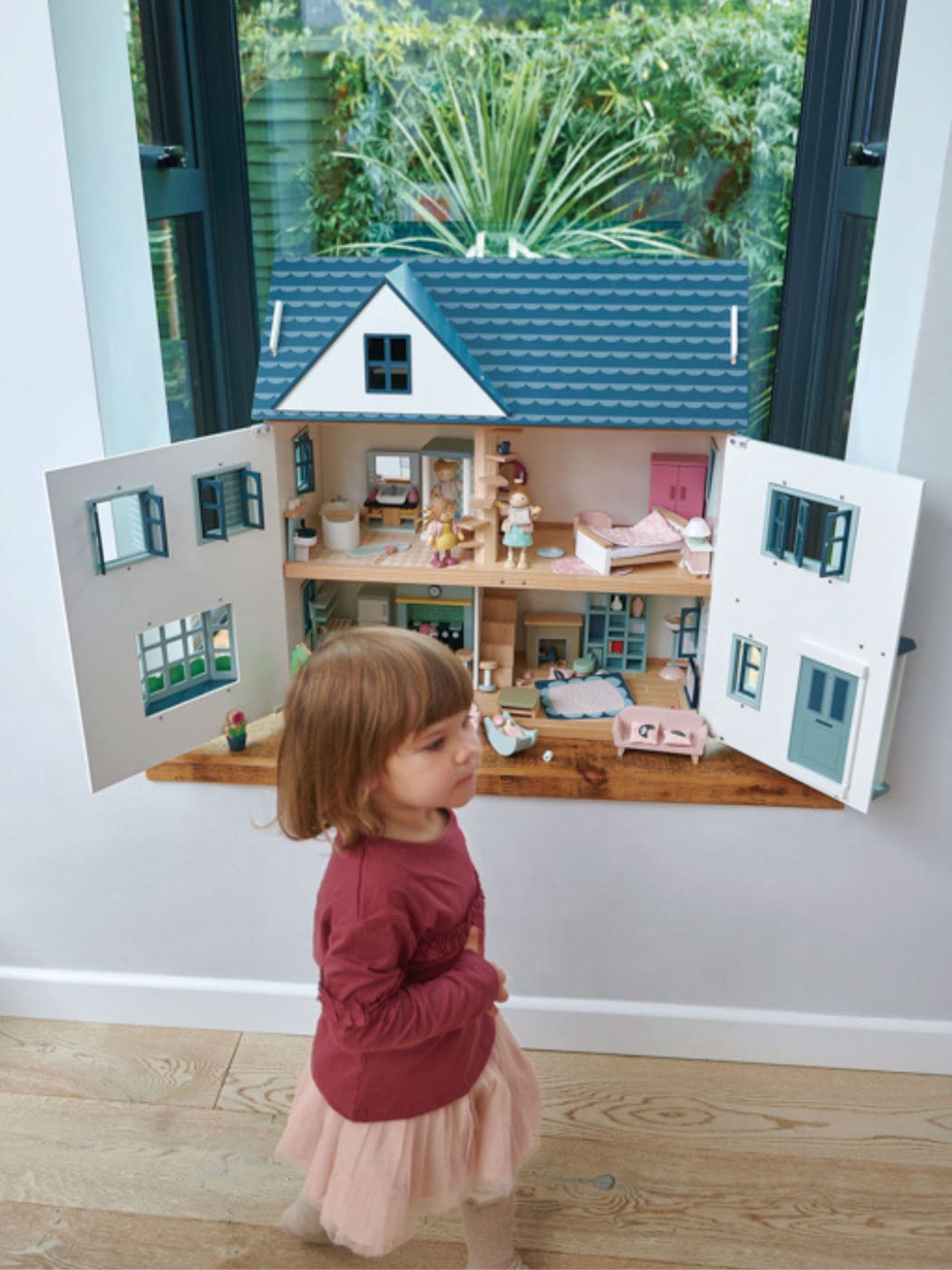 Dovetail Doll House